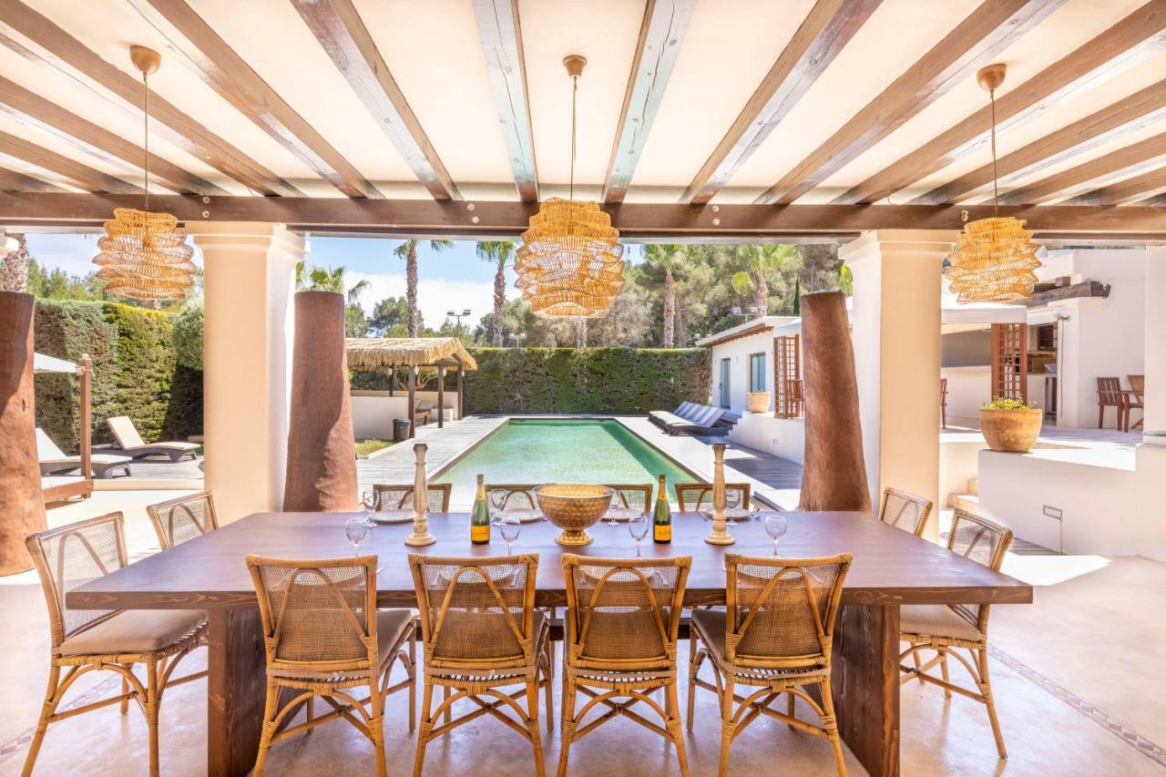 Oasis Villas Complex Cala Llonga  Zewnętrze zdjęcie