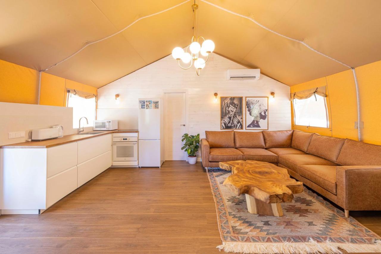 Oasis Villas Complex Cala Llonga  Zewnętrze zdjęcie